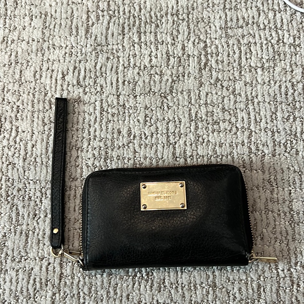 Michael Kors black leather wristlet